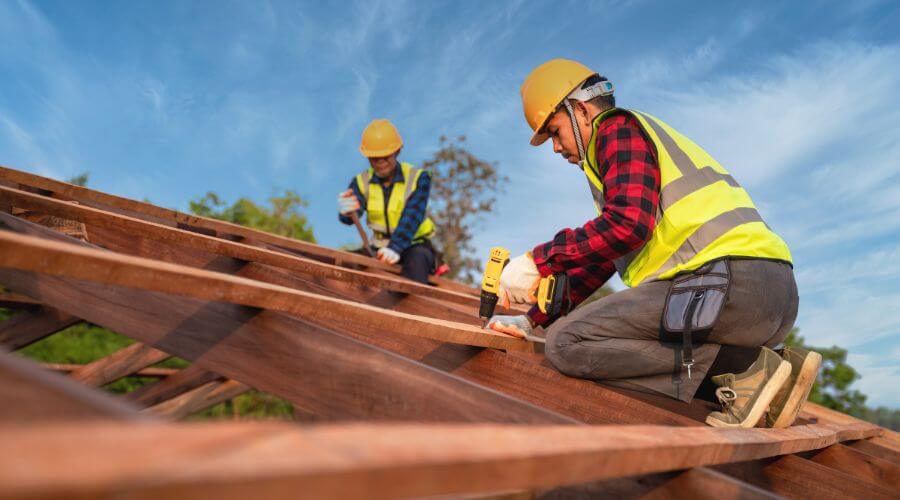 Professional gutter cleaning in Vida, MT